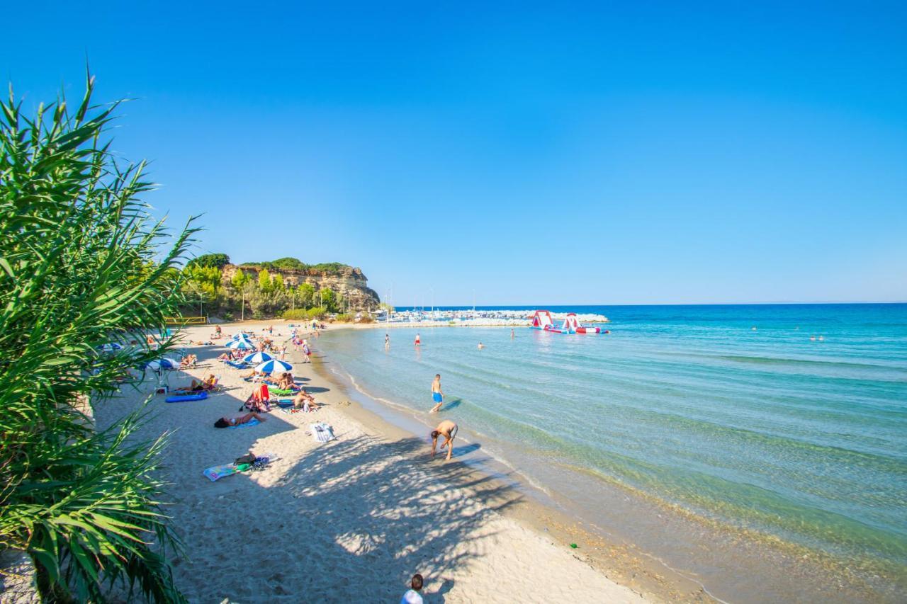 Paradiso Del Mare On The Beach By "Elite" Planos  Luaran gambar